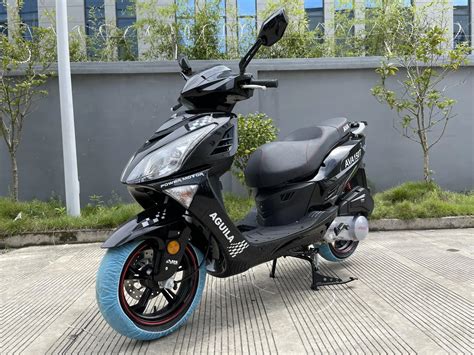 Chinese Popular Motor Scooters 50cc Gas 125cc 150cc Gas Tank Scooter