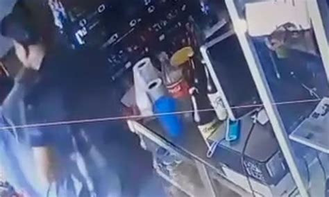 Sujeto Agrede A Menor En Tienda De Abarrotes Es Investigado