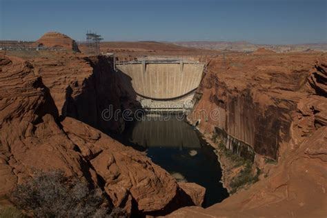 Glen Canyon Dam editorial stock photo. Image of arizona - 147652978