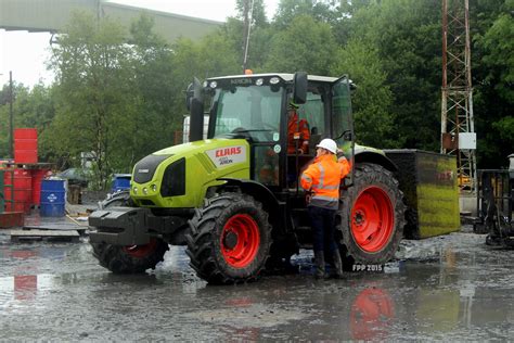 Fiche Technique Claas Arion