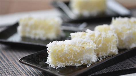 Thermomix Singapore Steamed Tapioca Cake W Coconut Youtube