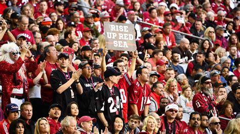 Cardinals First Two Home Game Won T Have Fans