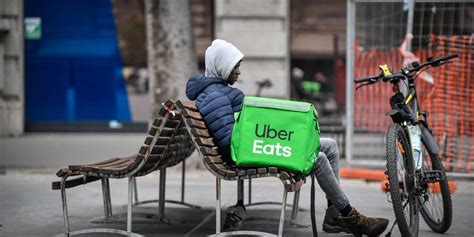 Food Delivery Uber Eats Lascia L Italia Cgil Preoccupata Per I Lavoratori