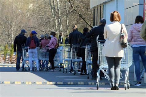 Najtańsze sklepy w Polsce Ani Biedronka ani Lidl Gdzie zrobisz