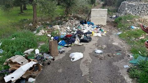 Multati In Per Aver Abbandonato Rifiuti In Strada A Giovinazzo