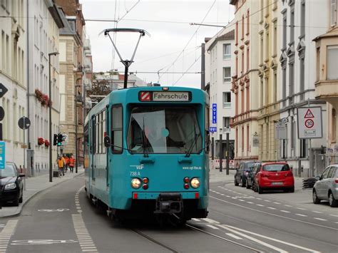 VGF Düwag Pt Wagen 738 als Fahrschule am 13 10 16 in Frankfurt