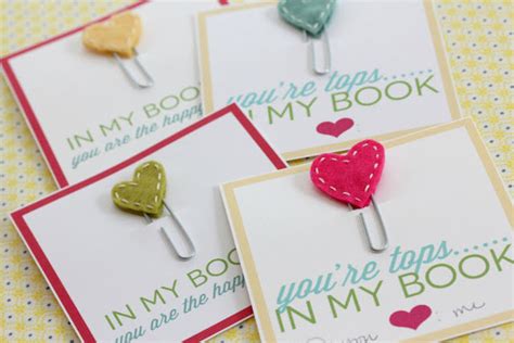 How To Make Diy Valentines Day Heart Bookmarks Pictures Photos And