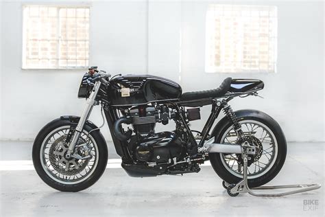 The Right Stuff A Triumph Thruxton R From Debolex Bike Exif