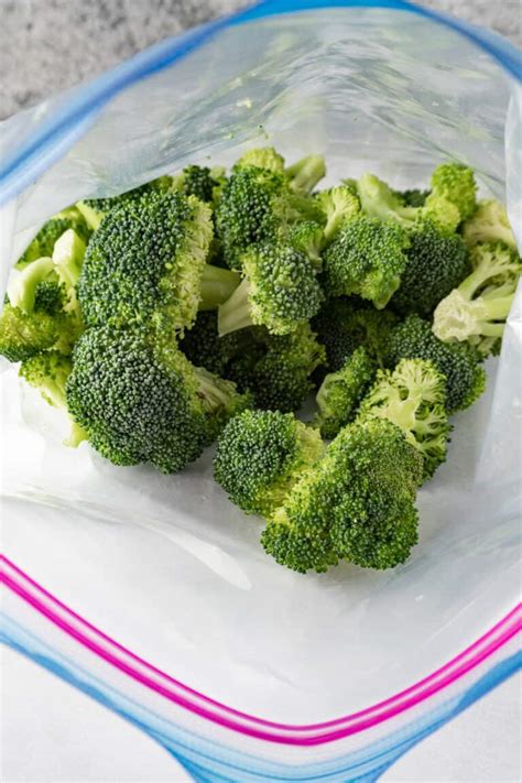 How To Freeze Broccoli Easy Fast And Simple With All My Tips