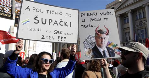 Antyrządowy protest w Chorwacji Tysiące osób wyszły na ulice Wiadomości