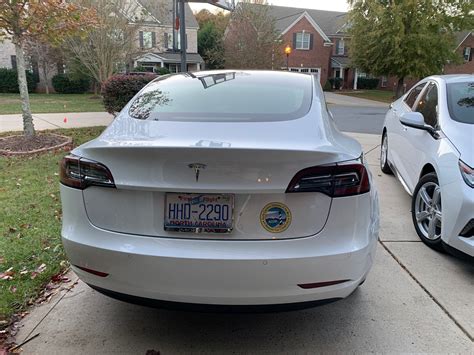 2020 Tesla Model 3 Standard Range RWD - Find My Electric