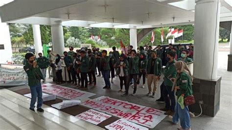 Begini Cara Dapat Bantuan Uang Kuliah Dari Kemendikbudristek Mahasiswa