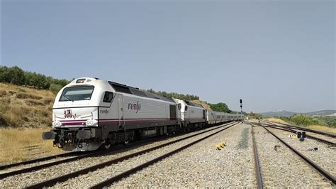 Tren Intercity Renfe Talgo locomotora 334 Madrid Almería Estación