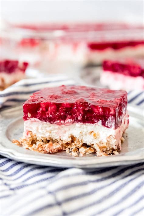 Raspberry Pretzel Salad Artofit