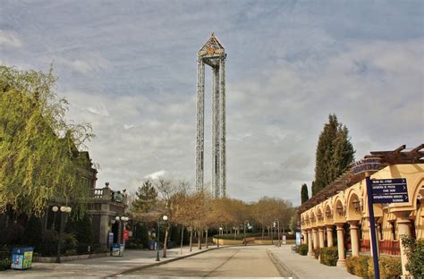 Foto Parque Warner San Mart N De La Vega Madrid Espa A