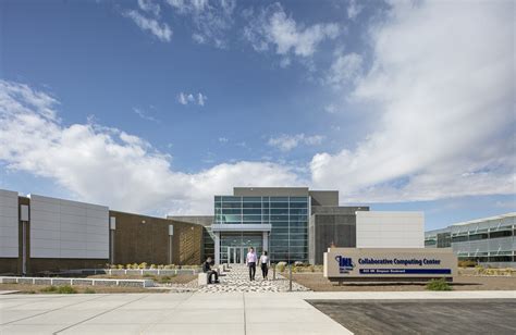 Idaho National Laboratory C3 Data Centers - JE Dunn Construction