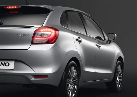 Maruti Suzuki Baleno Showing