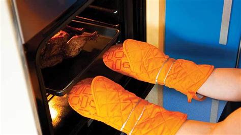 5 Best Oven Gloves May 2021 Bestreviews