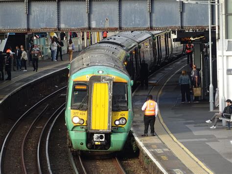 Southern Railway 377424 Matt S Transport Photography Flickr