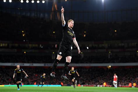 PsBattle: Kevin De Bruyne celebrates a goal. : photoshopbattles