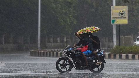 Chennai Weather Updates Imd Predicts Light To Moderate Rain In Several