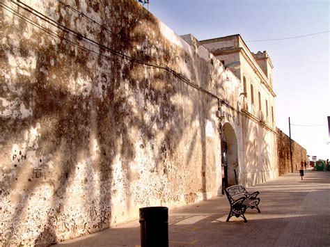 El Palacio De Zahara De Los Atunes La Muralla Zahara De Los Atunes