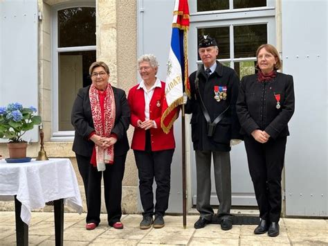 Anne L Huillier Qui Vient De Recevoir Le Prix Nobel De Physique A Des