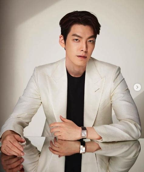 신민아♥ 김우빈 남자의 섹시여심 불지른 방화범 비주얼 Ten★ 텐아시아