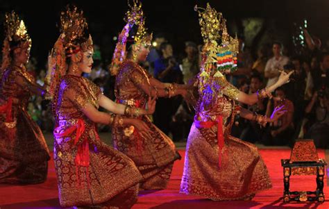 Mengenal Tari Gending Sriwijaya Asal Usul Dan Gerakannya