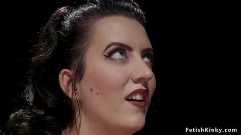 背面座位 Search XVIDEOS