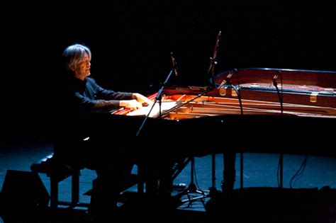 Recensie Review Ryuichi Sakamoto Playing The Piano Europe 2009