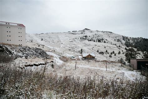 Bolu Da Kartalkaya Kayak Merkezi Ne Mevsimin Ilk Kar Ya D