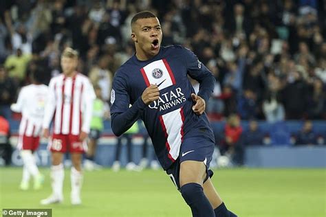 Bị đẩy Vào đường Cùng Psg Dùng Tiền Dỗ Dành Mbappe Báo Dân Trí