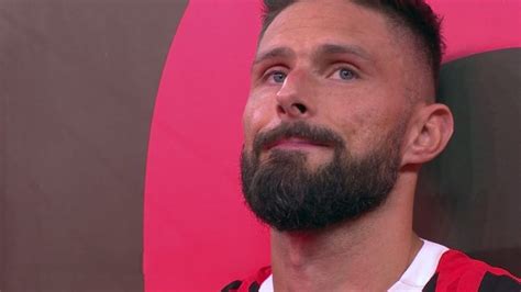 Giroud In Lacrime Nella Sua Ultima Notte Al Milan Questo Coro