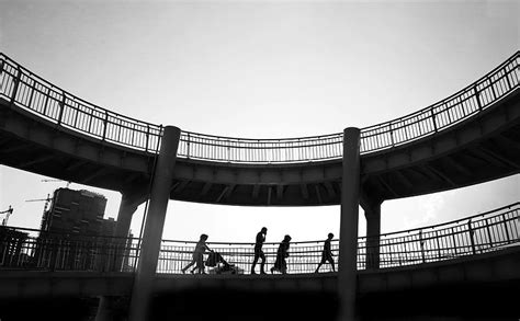 Silhouette Of People Walking On Stairs HD Wallpaper Peakpx