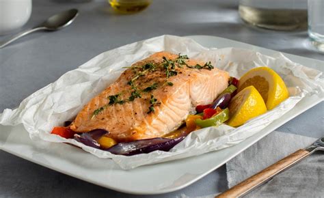 What Is Salmon En Papillote Made Of A Complete Guide To This Classic