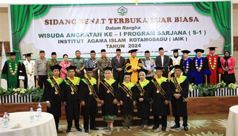 Pj Walikota Asripan Nani Hadiri Wisuda Angkatan Ke I Program Sarjana