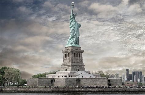 Statue Of Liberty Wallpaper 4k