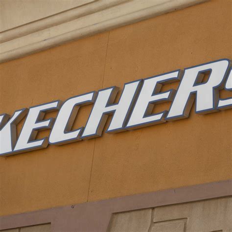 Shoppers Love Ikea’s $15 French Press for Small Batch Coffee - Men's