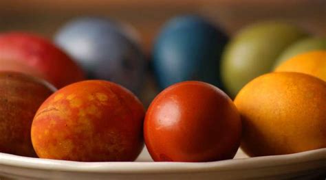 How to naturally colour easter eggs at home - Ecohome