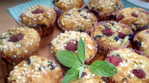 Przepis Muffinki Z Bor Wk Malinami I Siekanymi Migda Ami Przepis