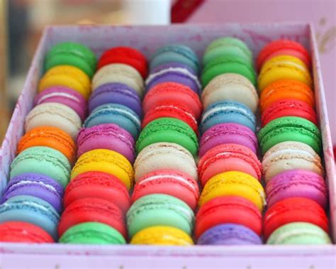 Pin By Francine Beve On Bien Venue Au Mamaron Macaroons Colorful