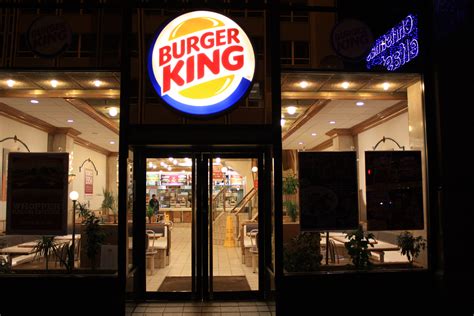 File:Burger King, Belfast, December 2009.JPG - Wikimedia Commons