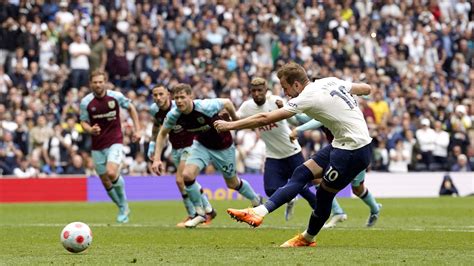 Tottenham 1 0 Burnley Harry Kanes Penalty Gives Spurs Win To Boost