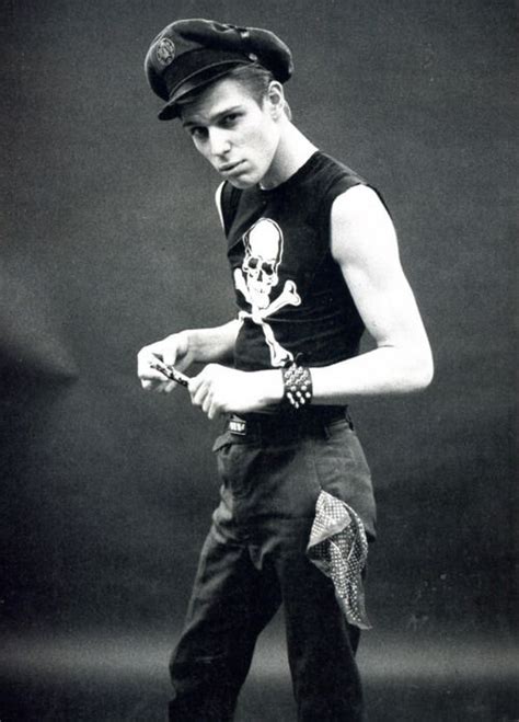 Paul Simonon Of The Clash Photo By Pennie Smith Joe Strummer