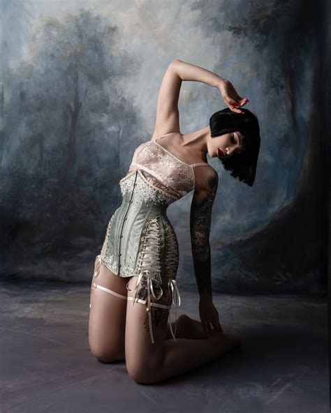 Orchid Corsetry - Lace up tight and let it go. Miss.Deadly.Red wears