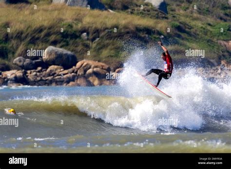 Oct 31, 2006; Imbituba, BRAZIL; Surfing: Men's World Tour, Nova Schin ...