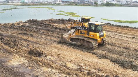 Amazing Dozer Shantui The Best Operation To Moving Dirt Filling Up