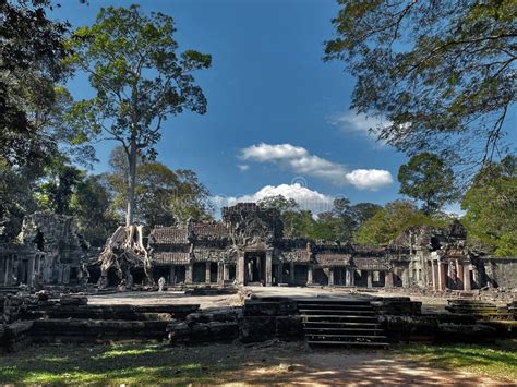 Exploring The Ancient Ruins Of Prasat Preah Khan In Angkor Wat Siem