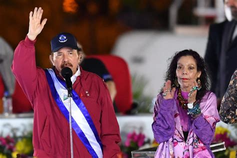 La Dictadura De Daniel Ortega Cierra Otras Cien Organizaciones En